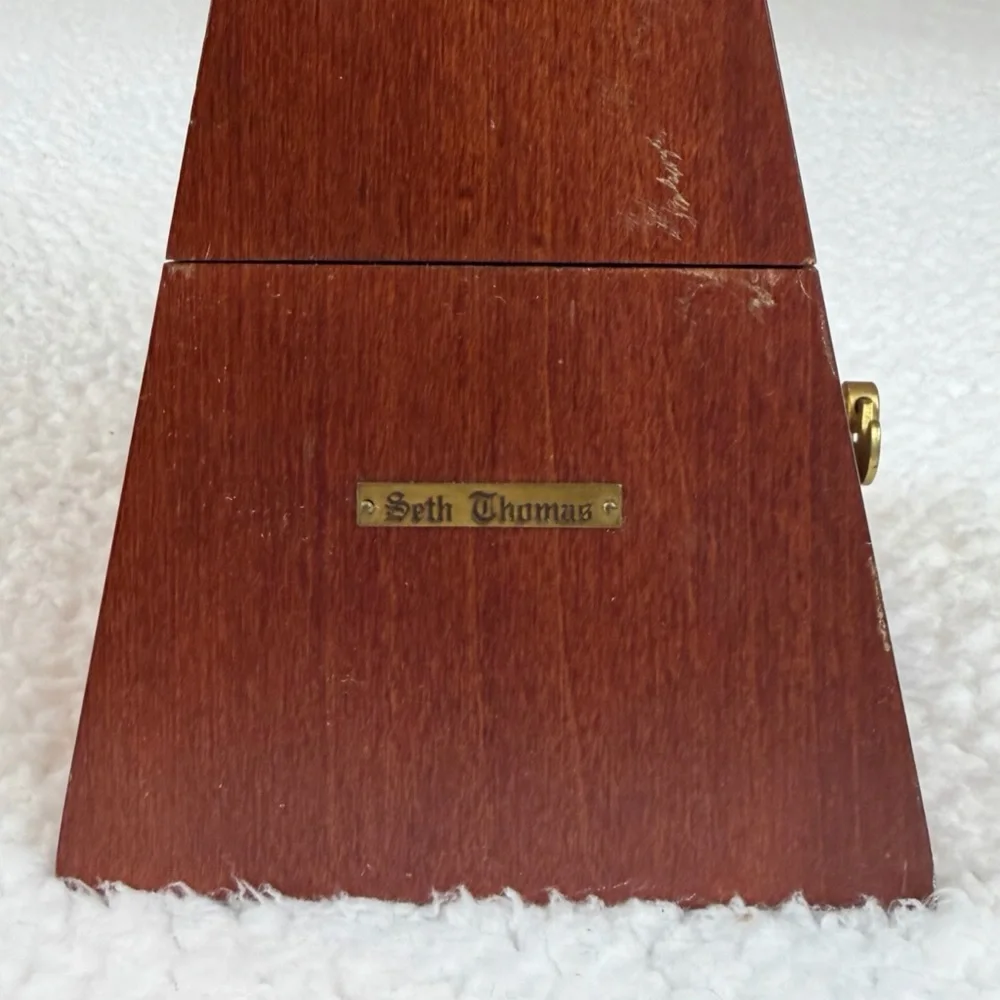 (VTG) SETH THOMAS • Brown Wooden Pyramid Wind-Up Metronome w/ Cover (Working) - Picture 5 of 16